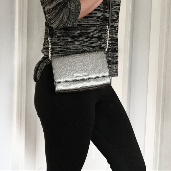 New Authentic MK Ruby Medium crossbody Pewter - Picture 7 of 7